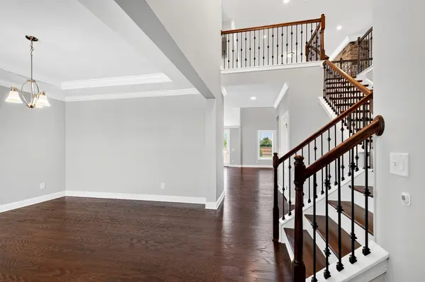 2204 Stillness Pond LN, Apex, NC 27539