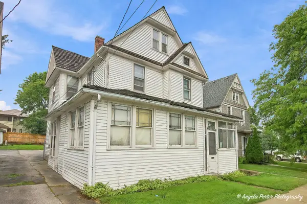 330 N County ST, Waukegan, IL 60085