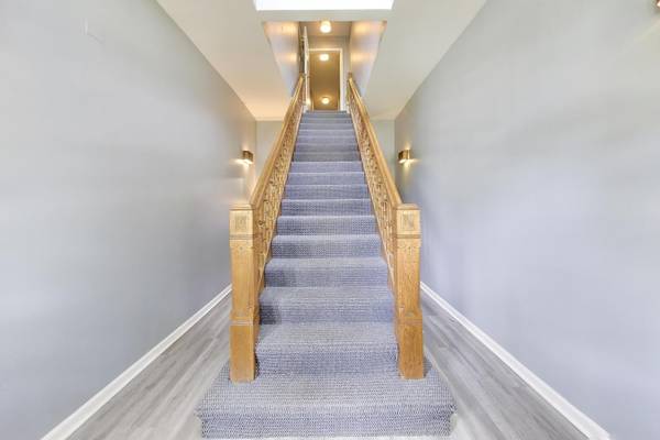 617 South BLVD #H, Oak Park, IL 60302