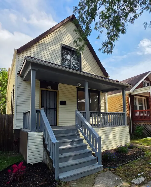 7811 S Champlain AVE, Chicago, IL 60619