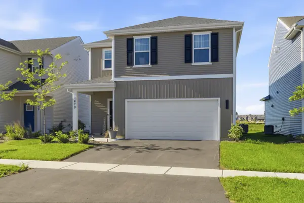 1479 Grand Tetons DR, Pingree Grove, IL 60140