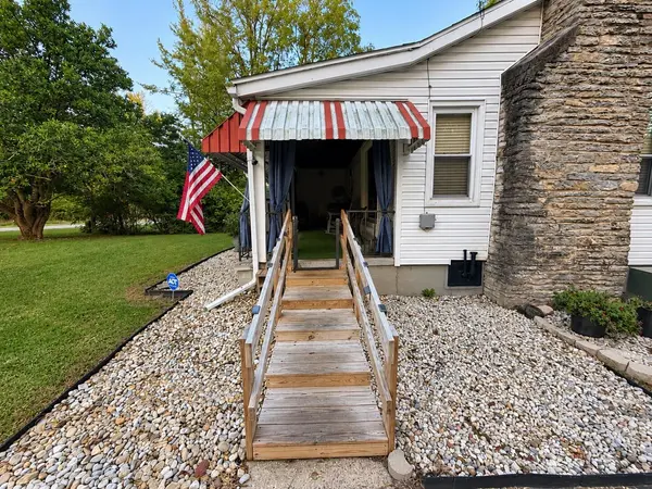 733 Test RD, Richmond, IN 47374
