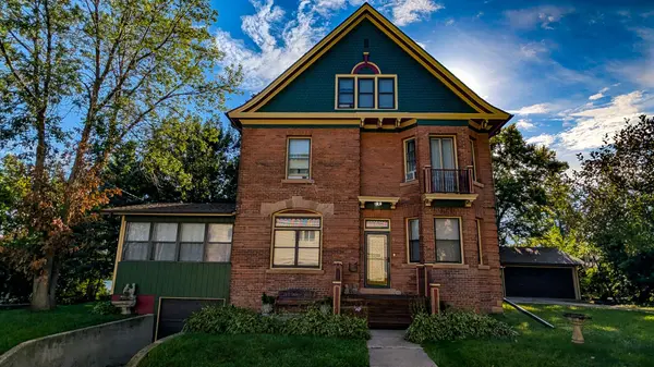 310 N Washington AVE, Albert Lea, MN 56007