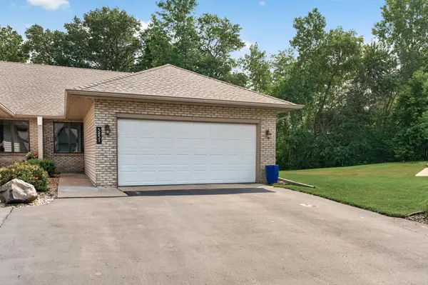 5851 Oxboro AVE N, Stillwater, MN 55082