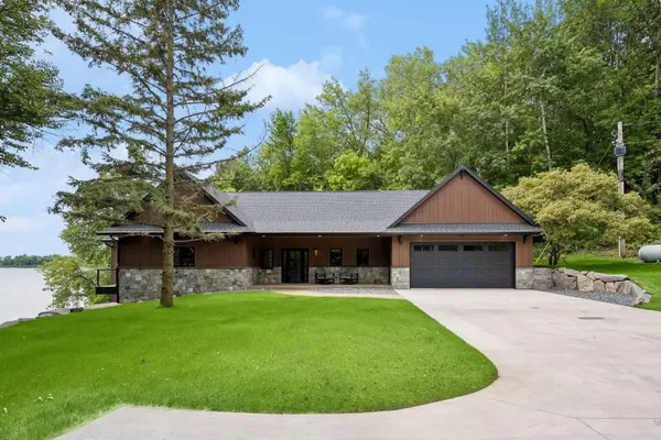 4811 Wharry Heights RD SW, Alexandria, MN 56308