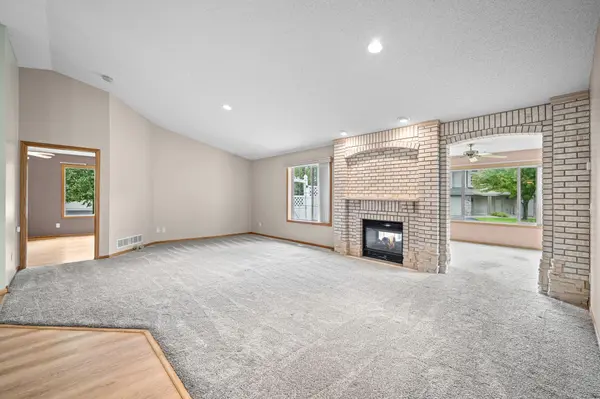 20551 Twilight TRL, Rogers, MN 55374