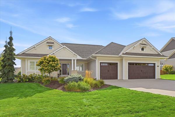 3204 Landon CT, Chaska, MN 55318