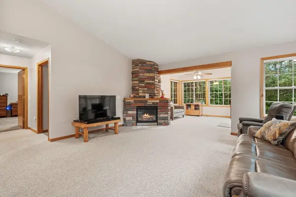 27765 Woodland DR, Chisago City, MN 55013