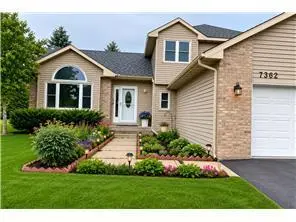 7362 51st ST N, Oakdale, MN 55128