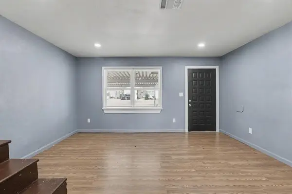 1720 SW 18th ST, Oklahoma City, OK 73108