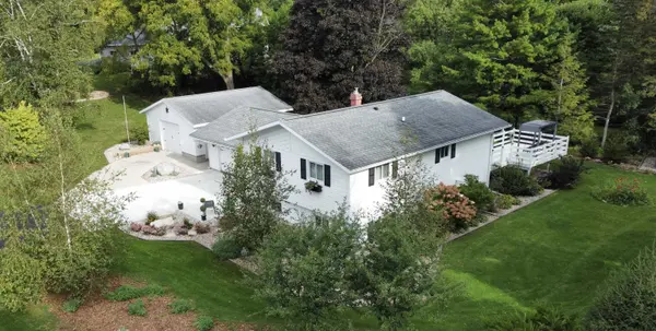 N6277 CREEK RD, Fond Du Lac, WI 54937-9637
