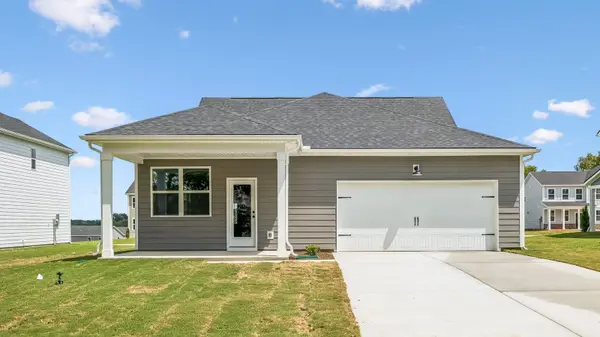 4030 Red Hawk Rd, Columbia, TN 38401