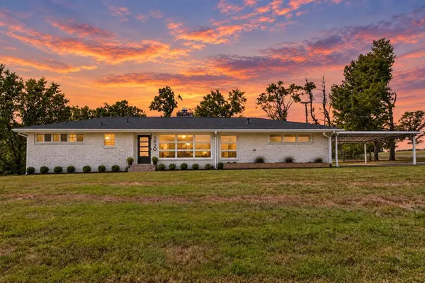 3920 Devonshire Dr, Nashville, TN 37207