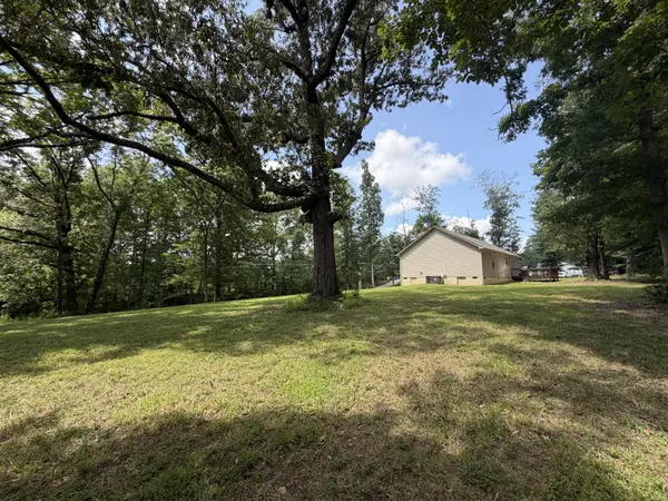 154 E Beasley Rd, Lawrenceburg, TN 38464