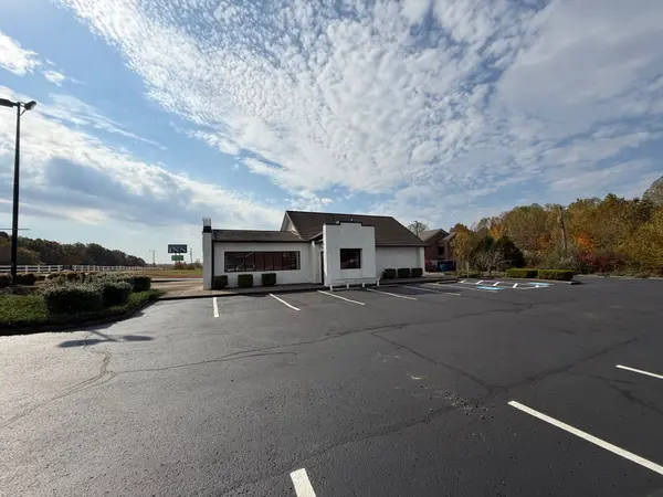 2007 W Everly Brothers Blvd, Powderly, KY 42367