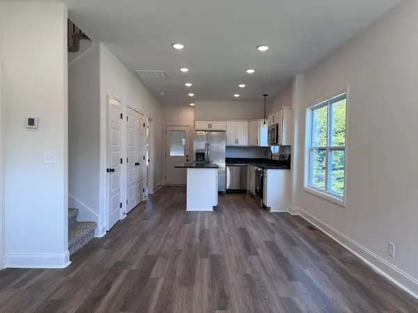 214 Wayne Hall Rd, Clarksville, TN 37040