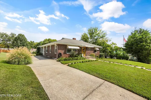 1224 Park St, Sweetwater, TN 37874