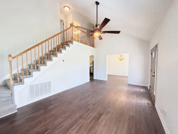 1819 Bourne Cir, Clarksville, TN 37043