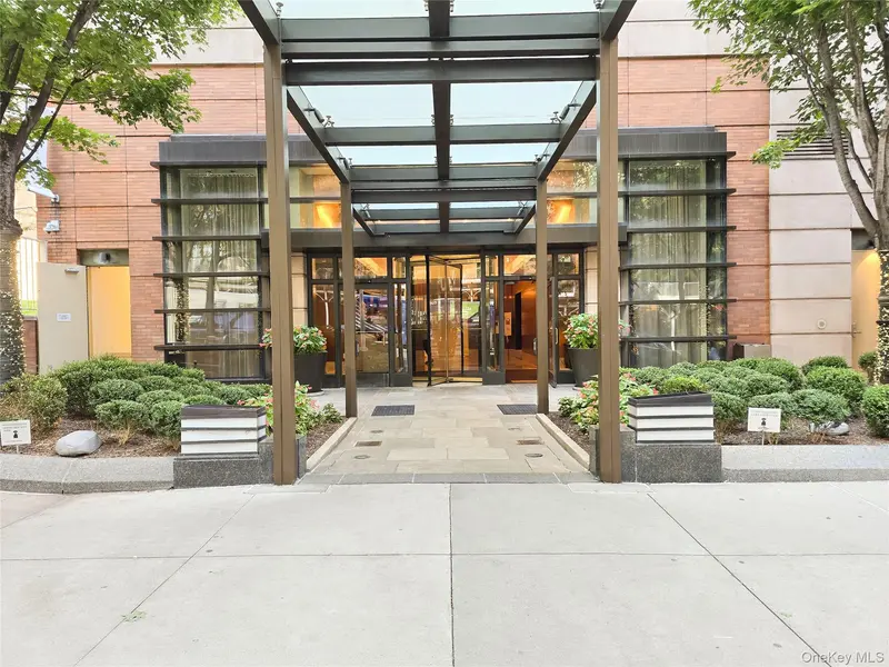 215 E 96th ST #30K, New York (manhattan), NY 10128