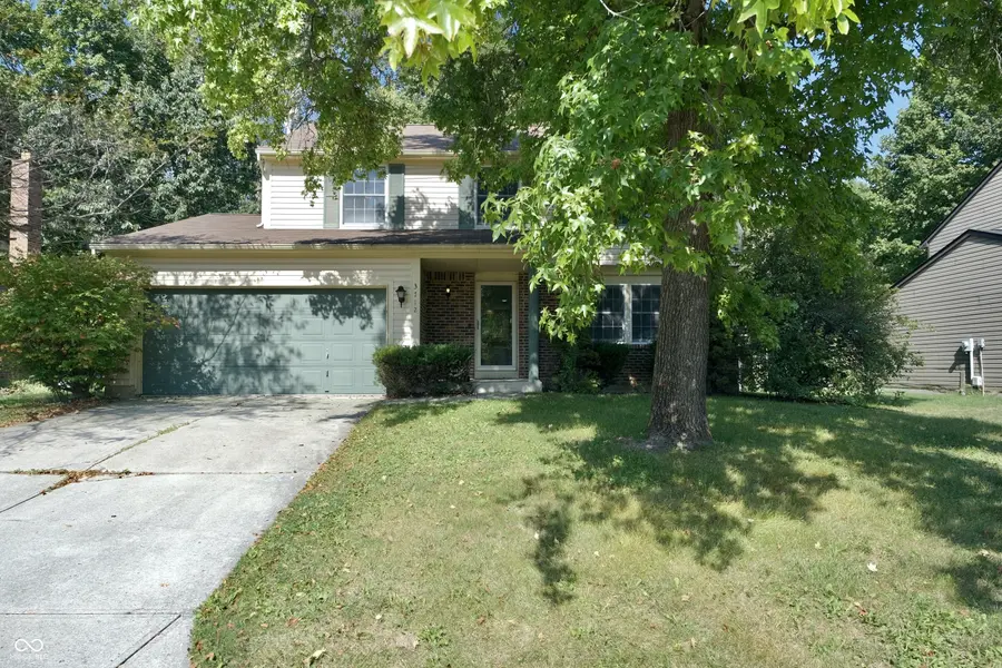 3712 Oil Creek DR, Indianapolis, IN 46268