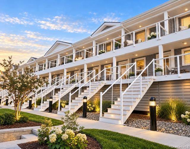 575 Dune RD #25, Westhampton, NY 11977