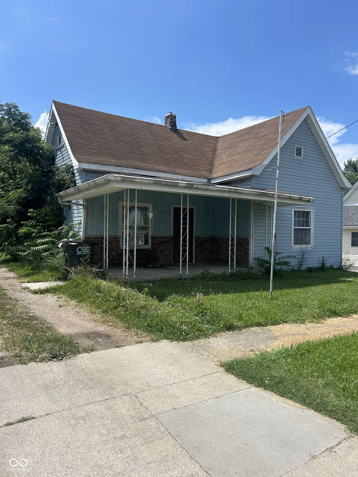 1033 O ST, Bedford, IN 47421