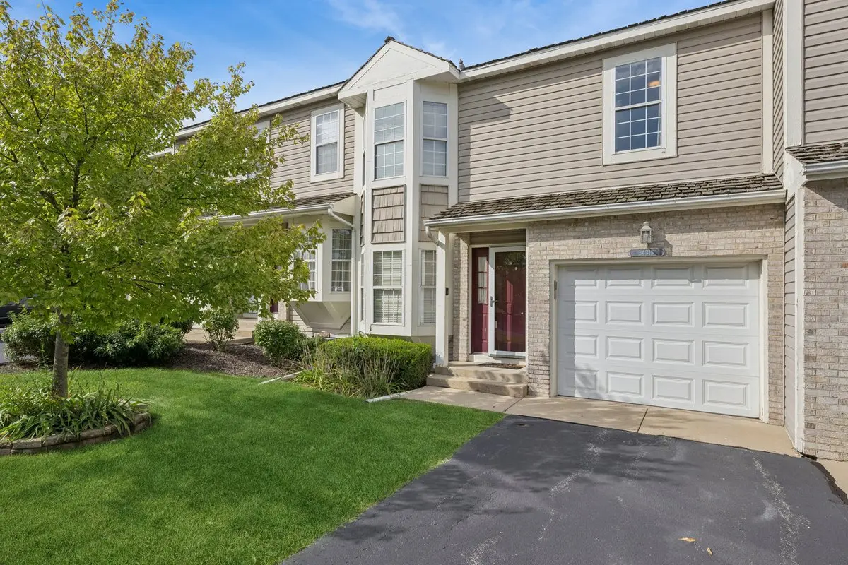 34313 N Homestead RD, Gurnee, IL 60031