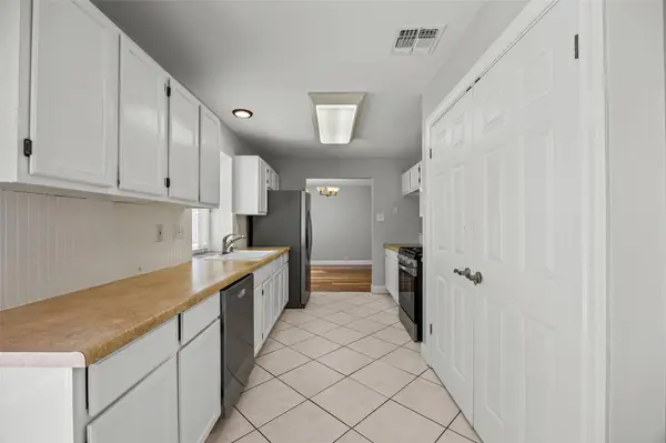 2502 Cynthia CT, Leander, TX 78641
