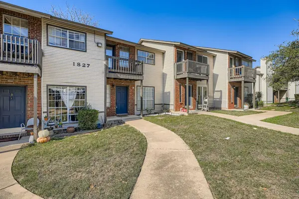 1827 River Crossing CIR #C, Austin, TX 78741
