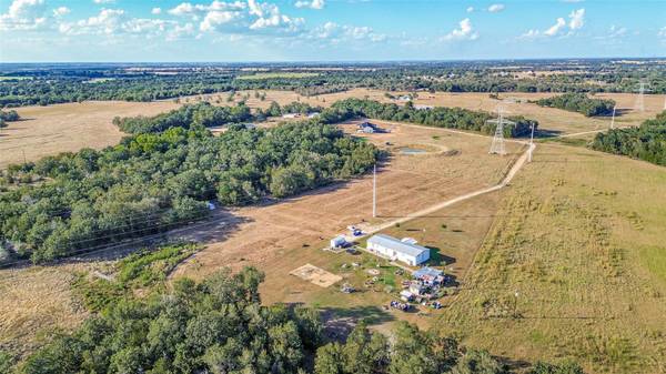 2281 County Road 458, Thorndale, TX 76577