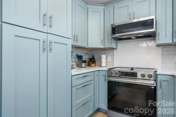 16522 Glenfurness DR, Huntersville, NC 28078
