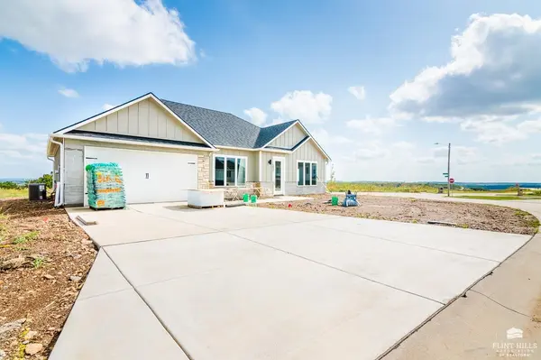 5831 Goheen DR, Manhattan, KS 66503