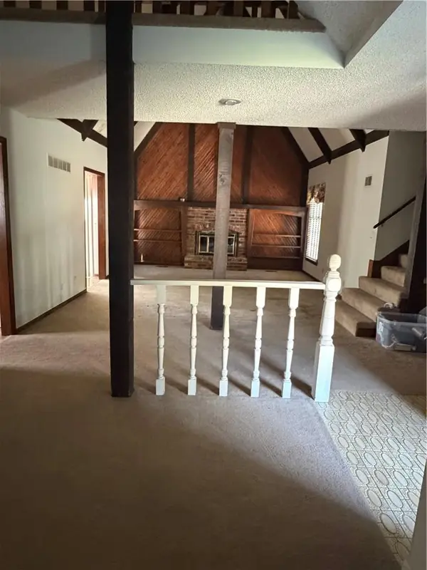 7020 Widmer RD, Shawnee, KS 66216