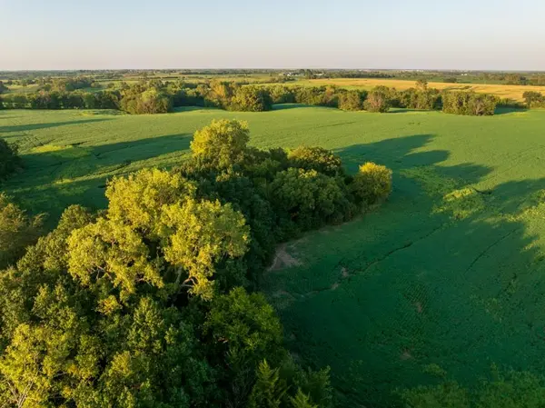 0000 Bison ST, Mercer, MO 64661