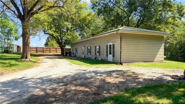 1058 LIV 243 N/A, Trenton, MO 64683