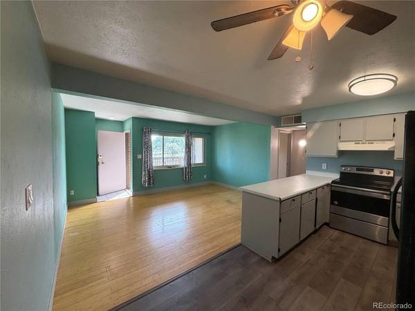 3663 S Sheridan #P11, Denver, CO 80235