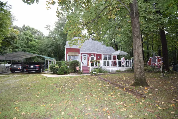 10639 E Iroquois RD, Walkerton, IN 46574