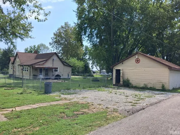 210 S Callahan ST, Lyons, IN 47443