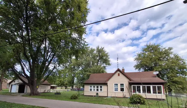 210 S Callahan ST, Lyons, IN 47443