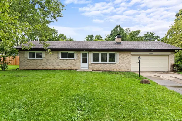 5009 Woodford DR, Fort Wayne, IN 46835-1405