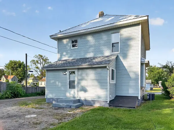 1915 Lane AVE, Elkhart, IN 46516