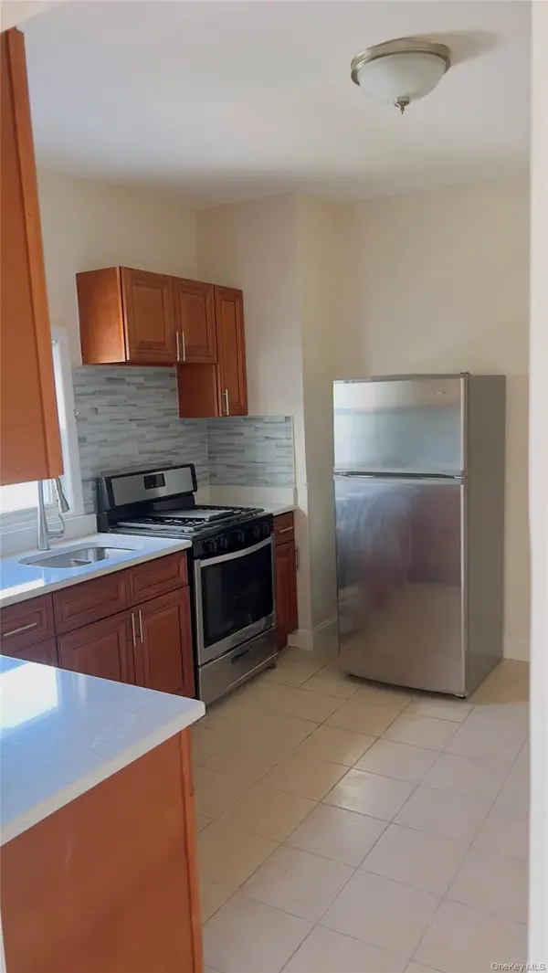 136-15 Whitelaw ST, Ozone Park, NY 11417