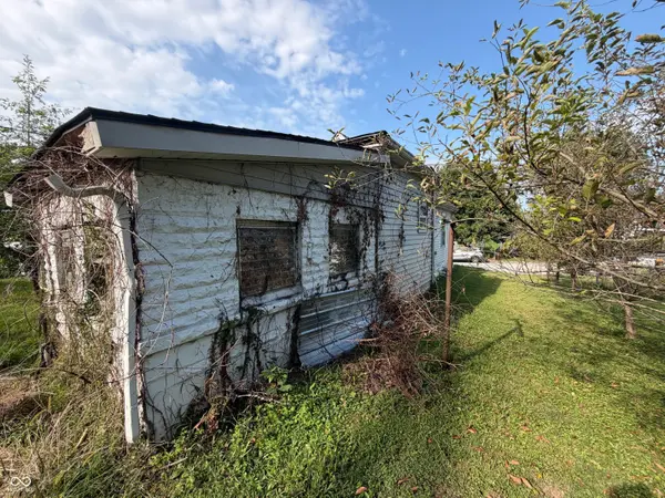 522 U ST, Bedford, IN 47421