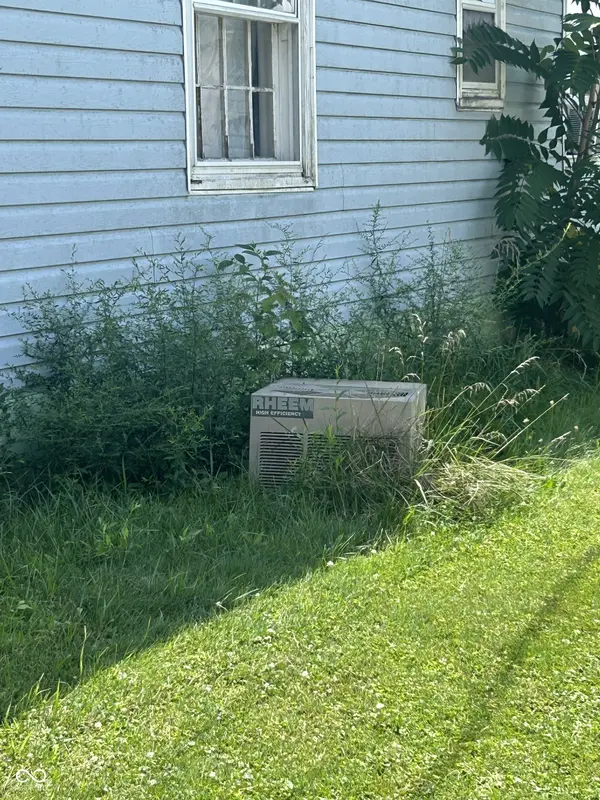 1033 O ST, Bedford, IN 47421