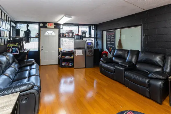 2323 Lafayette AVE, Terre Haute, IN 47805