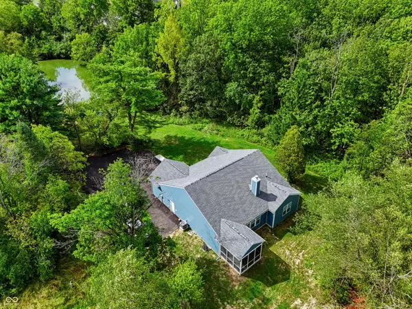 8490 E 100 S, Zionsville, IN 46077