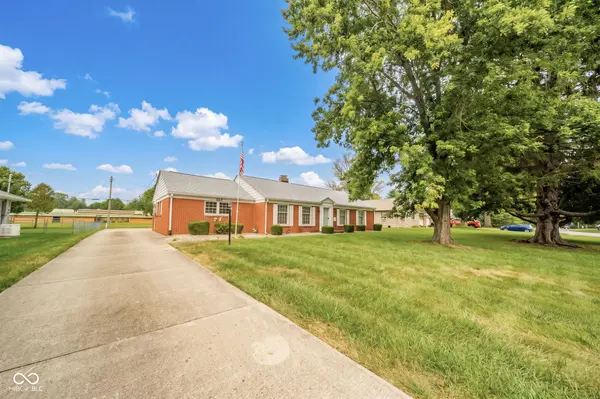 815 Longfellow RD, Anderson, IN 46011