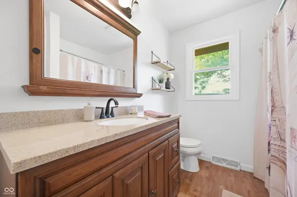 5805 E Carolyn DR, Muncie, IN 47303