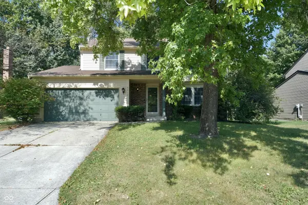 3712 Oil Creek DR, Indianapolis, IN 46268