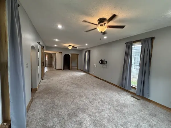 1035 N Sexton ST, Rushville, IN 46173